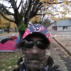 Meet your Posher, Angelo